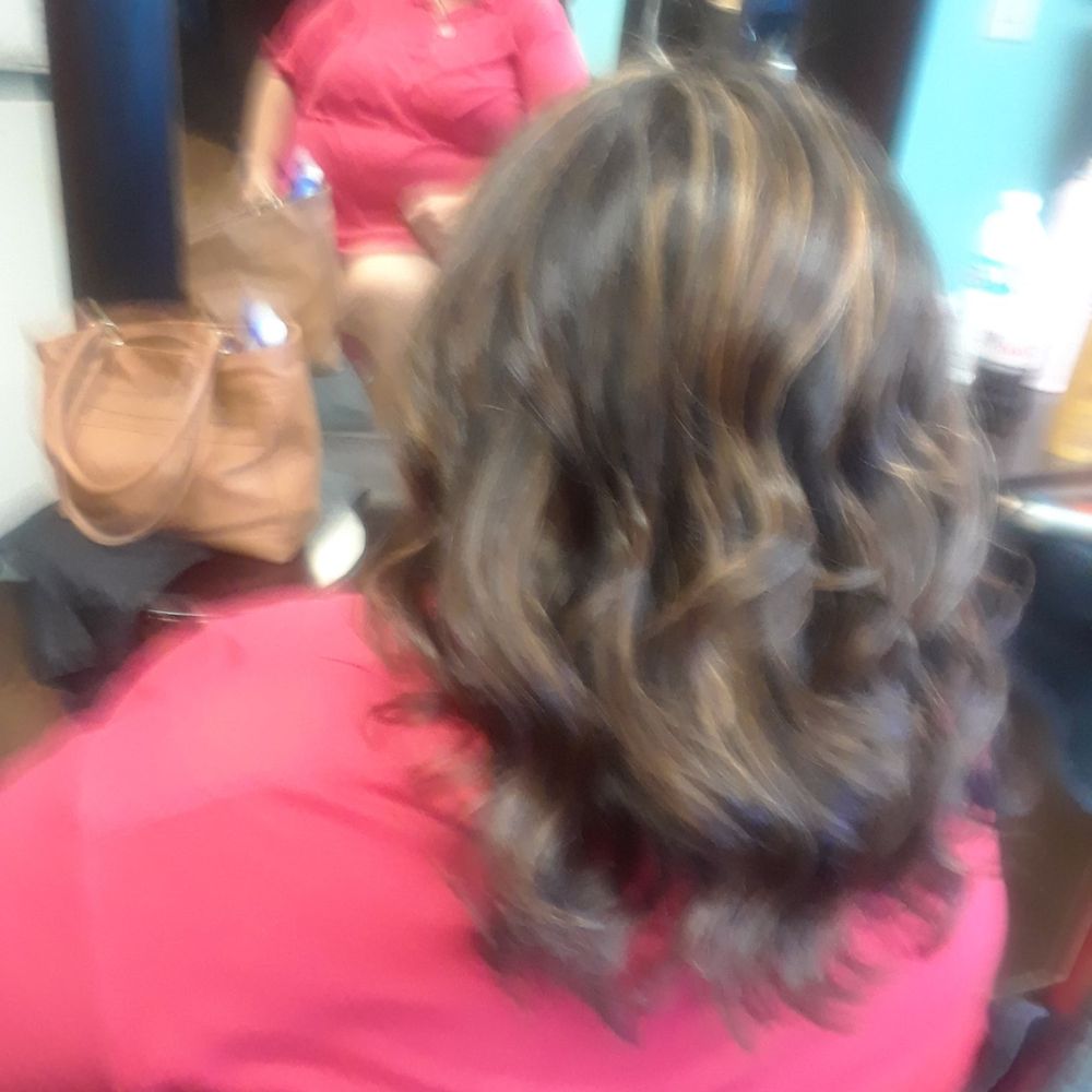 Salon Eleni - Hair Salons Near Me - St. Clair Shores, Michigan Salon Eleni - Hair Salons Near Me - St. Clair Shores, Michigan