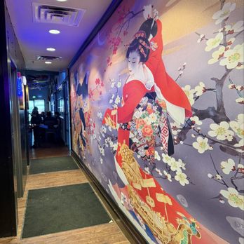 Umiya Sushi - Sushi Bars Near Me - San Antonio, Texas