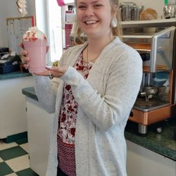 BaDooBaz Espresso - Real fruit smoothies! Yum!!!