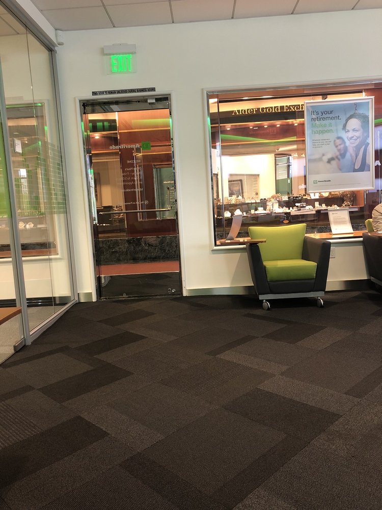 TD AMERITRADE Updated August 2024 121 SW Morrison St, Portland