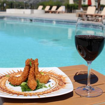 Walnut Beach Resort - Wine & dine poolside at on-site Vista Point Grill restaurant - Hotels Near Me - Osoyoos,, British Columbia Walnut Beach Resort - Wine & dine poolside at on-site Vista Point Grill restaurant - Hotels Near Me - Osoyoos,, British Columbia