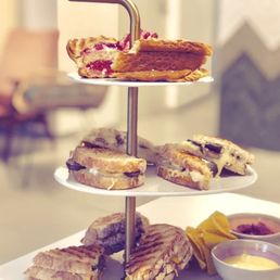 Grenzeloos - donuts, food, dough desserts - Koffie en thee Near Me - Maastricht, LI