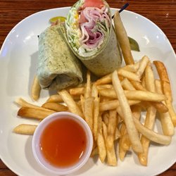 The Sand Trap Sports Bar & Grill - I sound like a broken record, but everything is so fresh taste is amazing