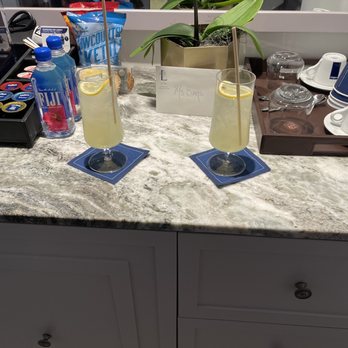 The Loutrel - Greeted with drinks and snacks! - Hotels Near Me - Charleston, South Carolina