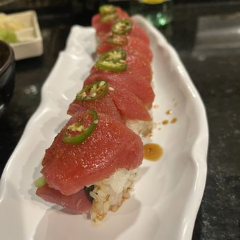 Hibiki Sushi - Deep Ellum - Hawaiian Roll (R) - Sushi Bars Near Me - Dallas, Texas