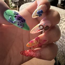 US Nails