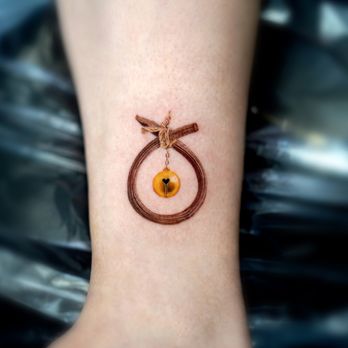 BANANA TATTOO - Fine line and custom tattoos by K, Korean tattoo artist at Banana Tattoo LA - Tattoo Near Me - Los Angeles, California BANANA TATTOO - Fine line and custom tattoos by K, Korean tattoo artist at Banana Tattoo LA - Tattoo Near Me - Los Angeles, California