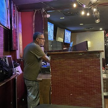 Benny the Bum's - DJ Chill Will - American Near Me - Philadelphia, Pennsylvania Benny the Bum's - DJ Chill Will - American Near Me - Philadelphia, Pennsylvania
