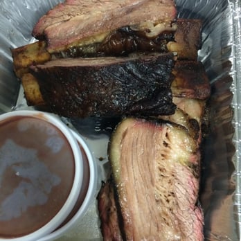 Black's Barbecue Lockhart - Drooling just thinking about it - Barbeque Near Me - Lockhart, Texas Black's Barbecue Lockhart - Drooling just thinking about it - Barbeque Near Me - Lockhart, Texas