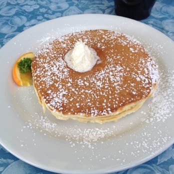 Moke's Bread & Breakfast - Short stack of banana pancakes - Breakfast & Brunch Near Me - Kailua, Hawaii