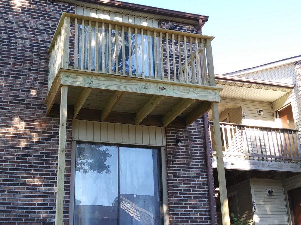 WESTSIDE TERRACE APARTMENTS Updated July 2024 939 Maremont Pkwy