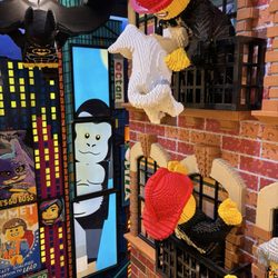 LEGO - A wall of LEGO!