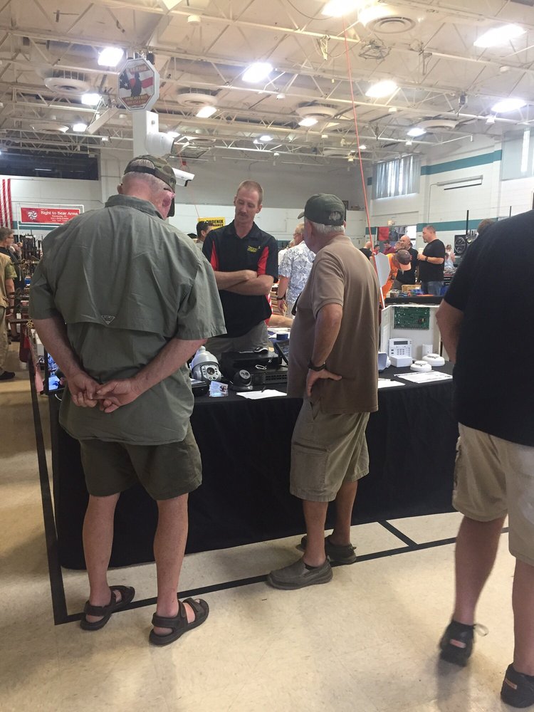 PARAMOUNT SECURITY SOLUTIONS 10 Photos 6800 Gulfport Blvd S, South