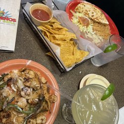 Jalapeño's Mexican Grill Cottondale - Fajita Quesadilla, chips and salsa, spicy margarita, and shrimp dirty rice