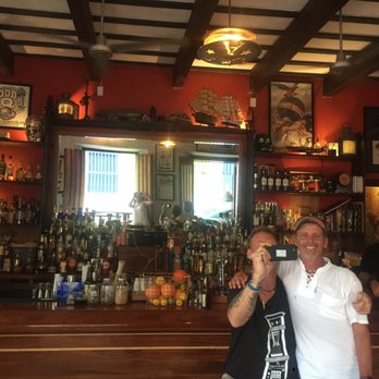 Aqui Se Puede - Cocktail Bars Near Me - San Juan, Puerto Rico
