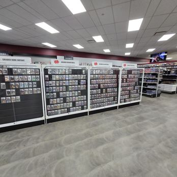 Burbank Sportscards - Hobby Shops Near Me - Burbank, California