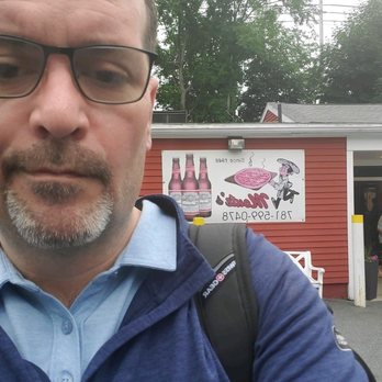 Monte's Restaurant - Only playing the hits today! Top 10 - Pizza Near Me - Lynn, Massachusetts Monte's Restaurant - Only playing the hits today! Top 10 - Pizza Near Me - Lynn, Massachusetts