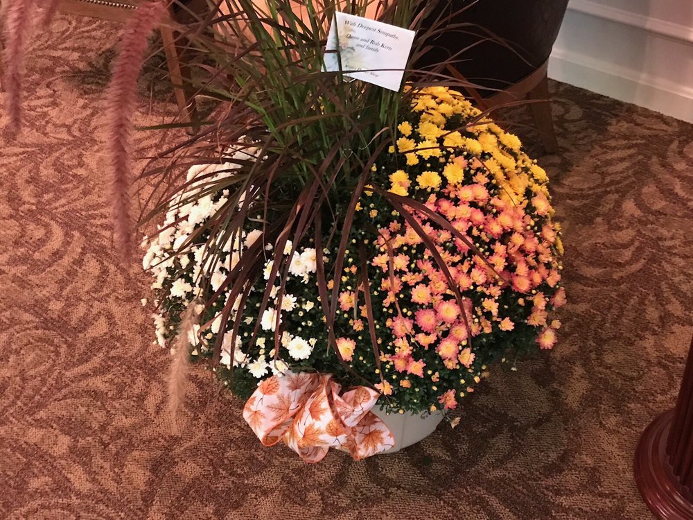 KEITH’S FLOWER SHOP Updated October 2024 16 Photos 20 W High St