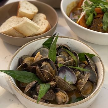 Em Vietnamese Bistro - Clams - Vietnamese Near Me - Brooklyn, New York Em Vietnamese Bistro - Clams - Vietnamese Near Me - Brooklyn, New York