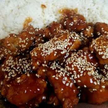 Cheng Chopsticks - Sesame chicken - Chinese Near Me - Chicago, Illinois