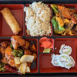 Bento Asian Diner - General Tso's & Bento Spicey Chicken