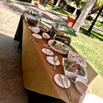 Paramount Studio Tour - VIP Tour Lunch Spread - Tours Near Me - Los Angeles, California