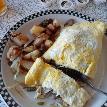 Pop's Diner - Philly omelet with home fries - American Near Me - Hendersonville, North Carolina Pop's Diner - Philly omelet with home fries - American Near Me - Hendersonville, North Carolina