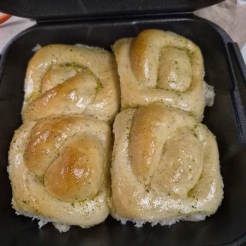 Bambinelli's Italian Restaurant - Garlic bread!! - Italian Near Me - Tucker, Georgia