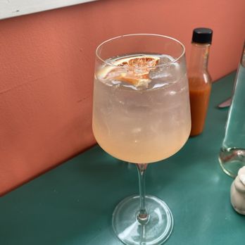 Fog Eater Cafe - Wine spritzer - Southern Near Me - Mendocino, California Fog Eater Cafe - Wine spritzer - Southern Near Me - Mendocino, California