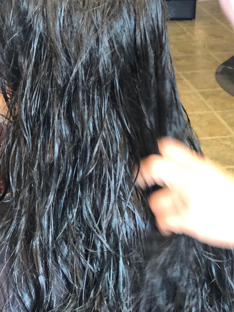 ATTITUDES HAIR SALON Updated August 2024 28 Reviews 17615 SE