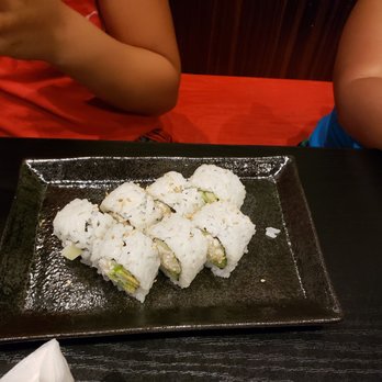 Sushi Joint - California roll - Sushi Bars Near Me - Norwalk, California Sushi Joint - California roll - Sushi Bars Near Me - Norwalk, California