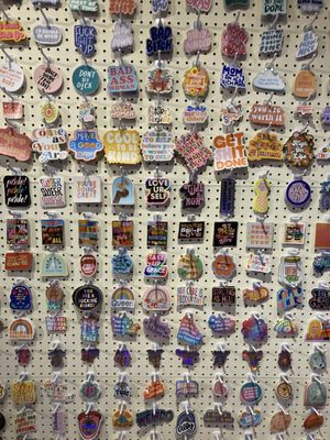 Common Dear (located inside Johnny and June) by null