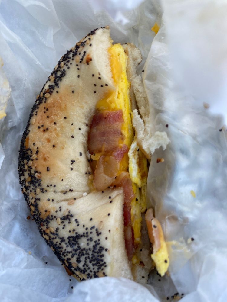 SOUTH SHORE HOT BAGELS Updated June 2024 11 Reviews 4882 Arthur