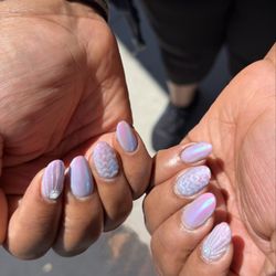 T Nails Lomita