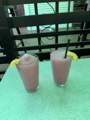 Tweedy's Bar by null