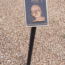 Art Bell Memorial Bench - Bronze memorial plaque, honoring Art Bell.