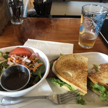 Silver Falls Brewery - BLTA and Pale Ale - Breweries Near Me - Silverton, Oregon Silver Falls Brewery - BLTA and Pale Ale - Breweries Near Me - Silverton, Oregon