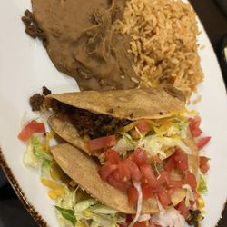 Cyclone Anayas Tex Mex Kitchen - Cyclone's Beef Taco