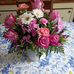 Crap they sent my Mom. Not even same vase.