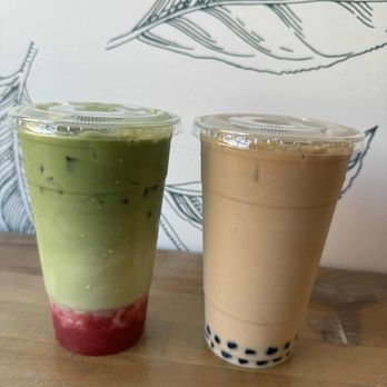 Loose Leaf Boba Company - Strawberry Matcha Latte (L) and Osmanthus Oolong Milk Tea (R) - Bubble Tea Near Me - Long Beach, California Loose Leaf Boba Company - Strawberry Matcha Latte (L) and Osmanthus Oolong Milk Tea (R) - Bubble Tea Near Me - Long Beach, California