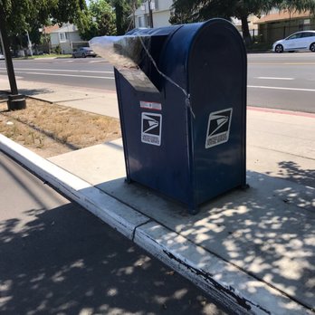 US Post Office - Quality location- not! - Post Offices Near Me - Fresno, California