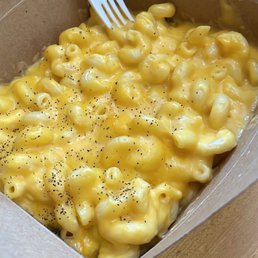 Carla Hall Macaroni And Cheese: Irresistibly Creamy Comfort Food