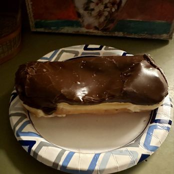 Yum Yum Donuts - Filled chocolate bar. - Donuts Near Me - San Jose, California
