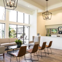 Riverside Recovery of Tampa - Main Lobby