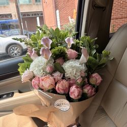 Real and fake flower bouquet