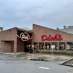 Dick's - Exterior