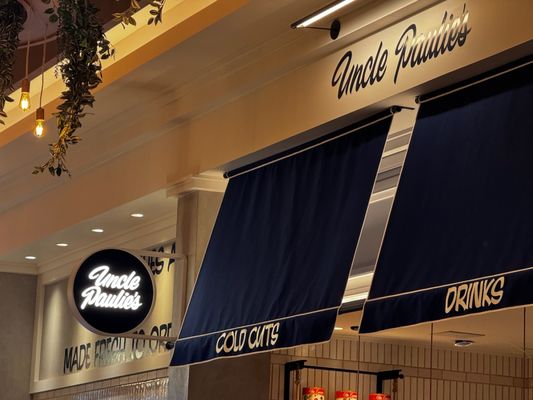 Uncle Paulie's by null