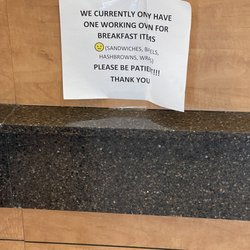 Dunkin' - Poor customer service