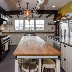 Paquachuck Inn - A well equipped kitchen
