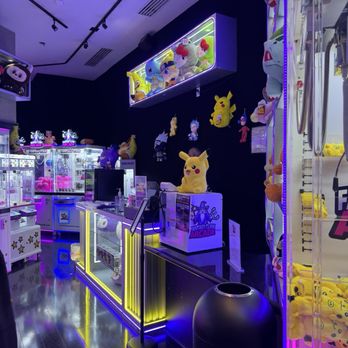 Fantasy Claw Arcade - Employee didn't acknowledge us at all even being the only people in here - Arcades Near Me - Las Vegas, Nevada Fantasy Claw Arcade - Employee didn't acknowledge us at all even being the only people in here - Arcades Near Me - Las Vegas, Nevada